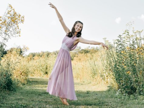 Senior Lauren Matz commits to Western Michigan University to study Dance.