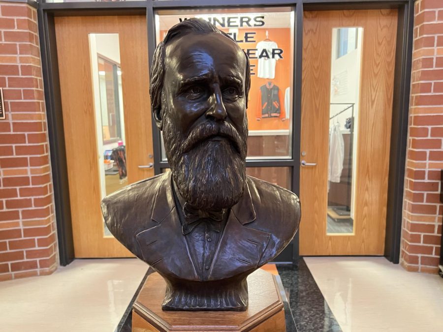 Bust of Rutherford B. Hayes in the rotunda of Hayes High School.
