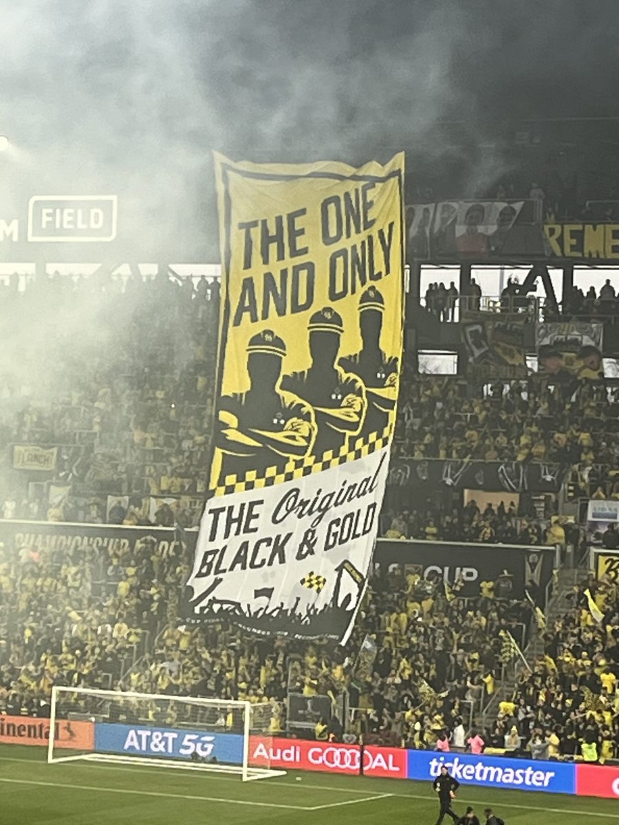Crew fans unveil banner before MLS Cup.
