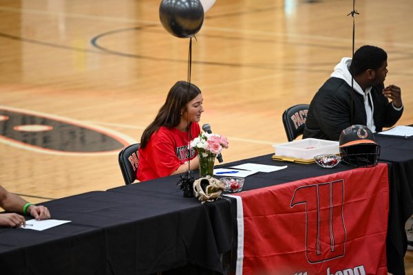 Stahl thanks her family and coaches for their support through her softball career.